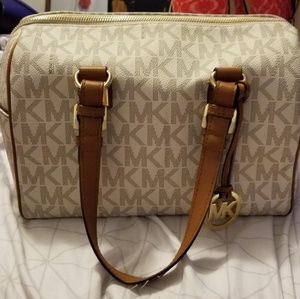 MK purse